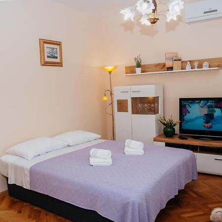 Apartman Neli 维尔 外观 照片