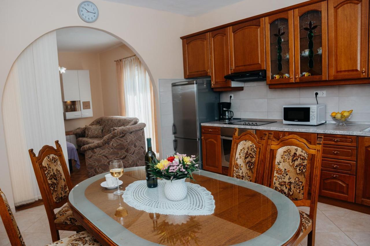 Apartman Neli 维尔 外观 照片