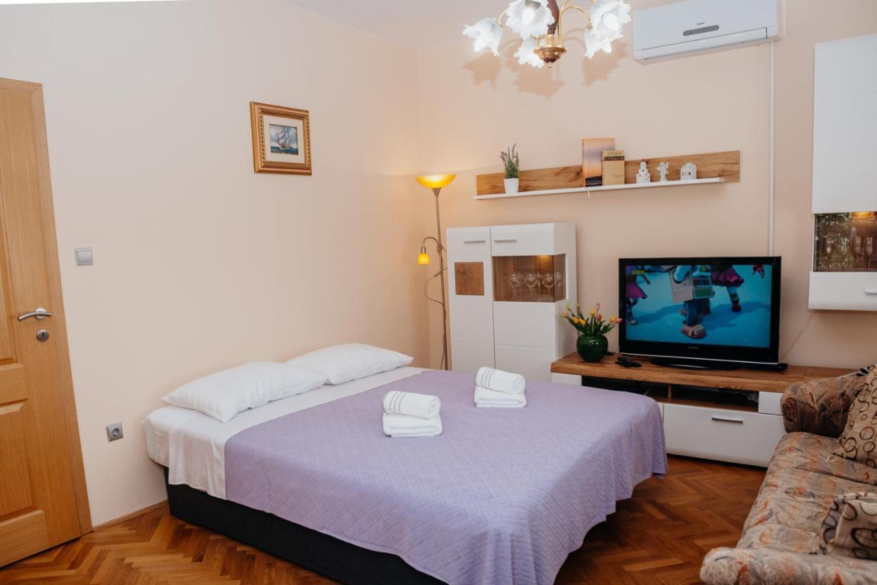 Apartman Neli 维尔 外观 照片