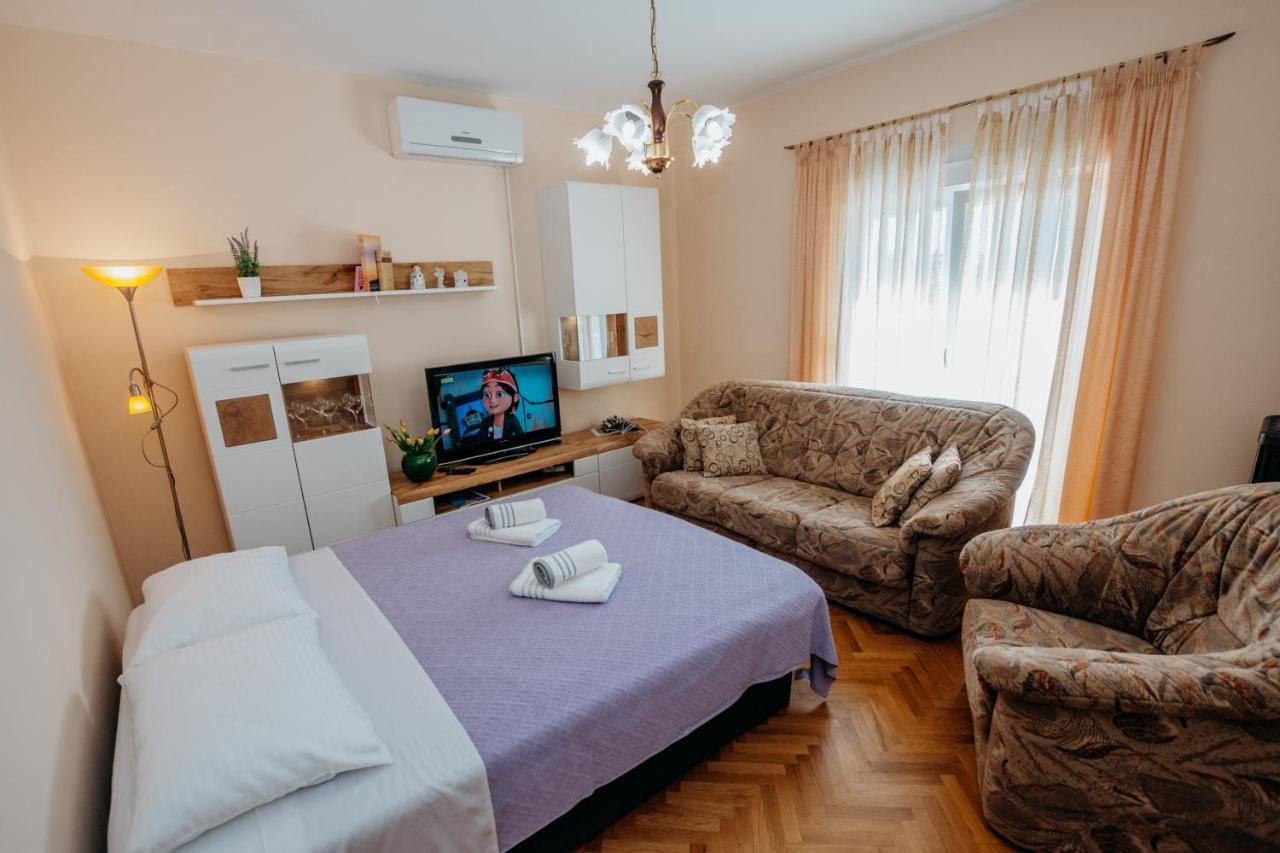 Apartman Neli 维尔 外观 照片